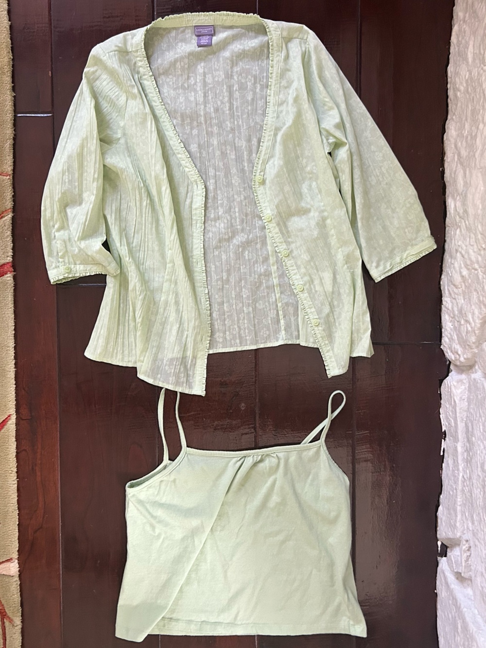 Light Green Laura Scott top set, Size M